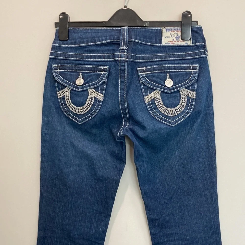 TRUE Religion Low Rise, Slim Straight Jean 27 - Picture 2 of 13